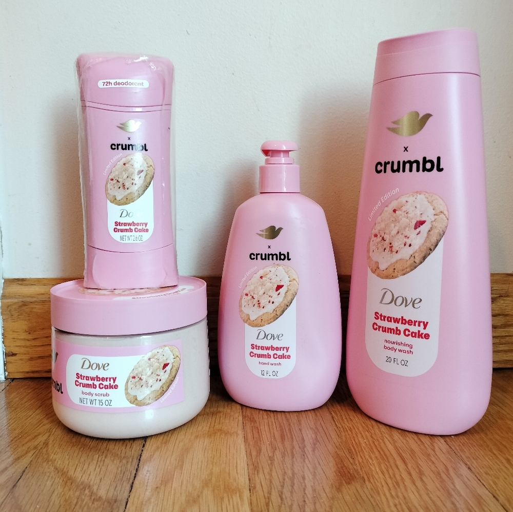 Dove x Crumbl Strawberry Crumb Cake 4-Piece Set